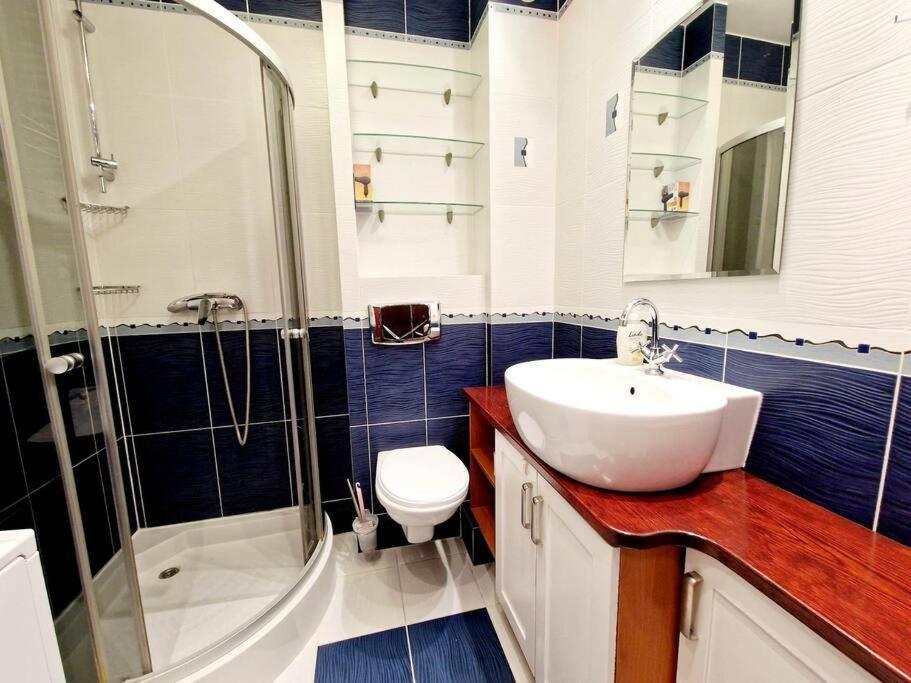 Apartament Bus Tram Metro Florianska 6 Warszawa